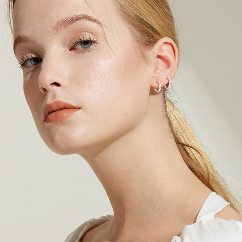 Retractable Earrings - No need piercing